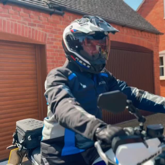 Who said the perfect helmet doesn’t exist?
Nexx X.Rally 😱
Super light - 1350gr
Comfortable
Plenty of ventilation
Photochromic Visor
Looks amazing 😍

#rideuk #malonmoto #adventurerider #ukmotorcycle #nobullshit