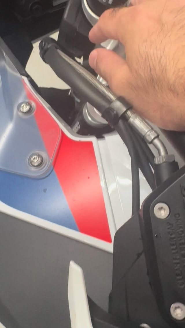 Unlucky or lucky? 🤔🤦
When you get a puncture but you are close enough to home to ride and make it your future’s you problem 🤣
#rideuk #malonmoto #adventurerider #ukmotorcycle #nobullshit